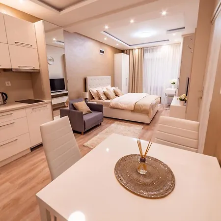 Ivi Place Apartments Novi Sad Exterior photo